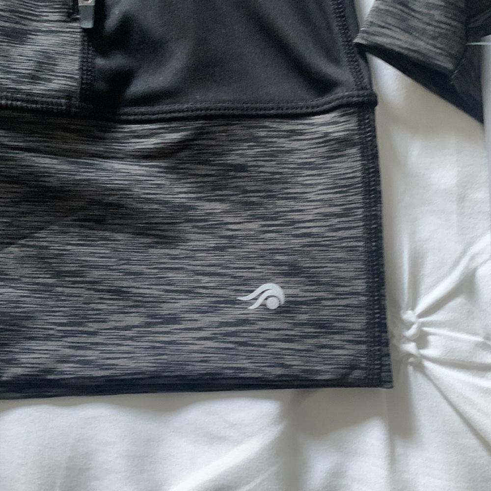 Ideology performance jacket - Picture 4 of 6